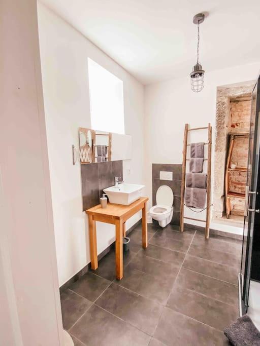 Ferienwohnung In Maison De Gres Klingenmünster Esterno foto